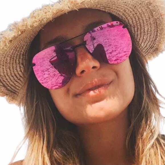 QUAY The Playa Sunglasses Polarized Black Frame Pink Mirror Lenses Aviator Style - Picture 13 of 15